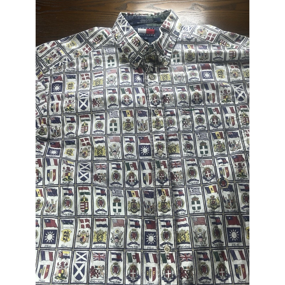 VTG Tommy Hilfiger Button Up Shirt Colorful Crest Flag Logos AOP Large Countries